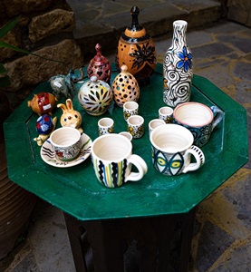 Chania-Crete-pottery-for-sale
