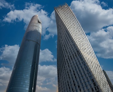 Dubai-UAE-Cayan-Tower-Twisted-Building